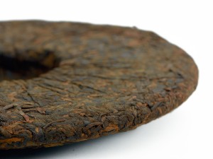 Шу пуэр "Грецкий орех из Мэнку", 357 г., 2011г., Шу пуэр (черный)
