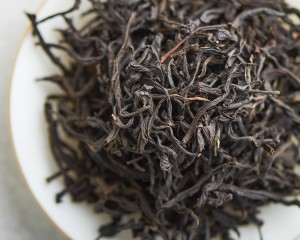 Жи Юэ Тань Хун Юй Ча "ААА" (Красный Чай с Озера Солнца и Луны), Красный чай