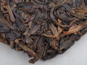 Шэн Пуэр "Бордовый Чайник", Уляншань, Завод Чантай, 2007г. 400 г купить в Минске, Шэн пуэр (зеленый)