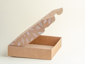 Подарочная Коробка "Чайная Почта" с бечевкой/лентой, картон, 22,5х21,5х5 см., Упаковка