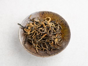 Дянь Хун Мао Фэн "АА" (Ворсистые Пики), 2025г. купить в Минске, Красный чай