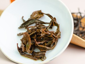 Уи Шань Е Шен Хун Ча "АА" (Дикий Красный из Уишани), весна 2025 г. купить в Минске, Красный чай