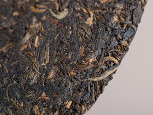 Шэн пуэр "Иу Чжэнь Цан", 357г., 2002 г. купить в Минске, Шэн пуэр (зеленый)