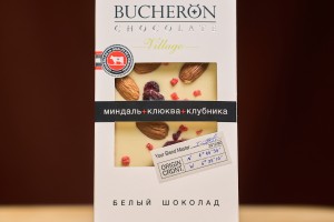 Шоколад"BUCHERON", белый с миндалем,клюквой и клубникой, 85 г. купить в Минске, Мед, шоколад, батончики