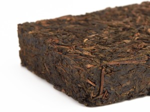 Шэн пуэр "Три Красных Знамени" (Иу Сань Мянь Хун Ци), 250 г., 2002г. купить в Минске, Шэн пуэр (зеленый)