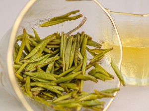 Мэн Дин Хуан Я "ААА" из заповедника (Желтые Почки из Мэн Дина), 2025 г. купить в Минске, Желтый чай