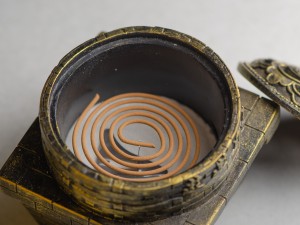 Подставка для благовония #322, пластик, 11 см., + спиральные благовоний (Османтус, Жасмин, Лаванда) по 48 спиралей. купить в Минске, Благовония (Сян Дао)