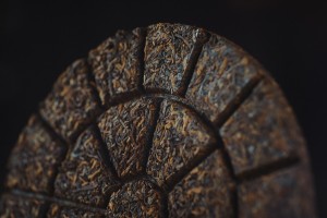 Шу пуэр Гун Тин "Лабиринт", 100 г., 2022 г. купить в Минске, Шу пуэр (черный)